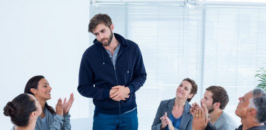 מתמכרים לתופעה חברתית- כיצד שוברים את מעגל ההתמכרות?